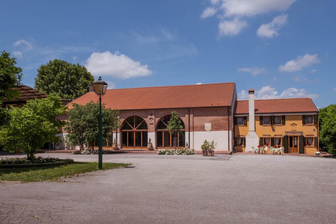 Agriturismo Le 4 Rose Vescovana Eksteriør bilde