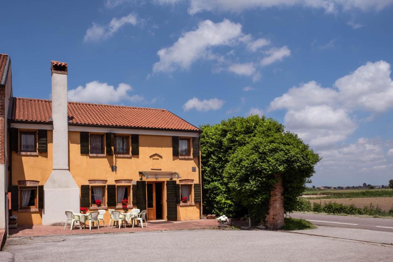 Agriturismo Le 4 Rose Vescovana Eksteriør bilde
